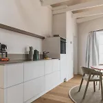 Brigg & Schoner Апартаменты *