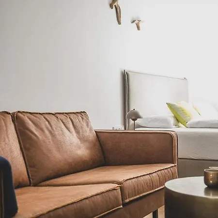 Brigg & Schoner Apartment *
