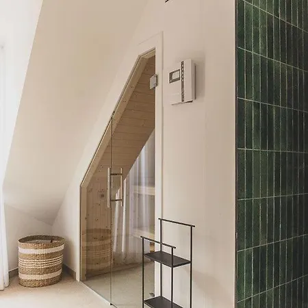 Brigg & Schoner Apartment *