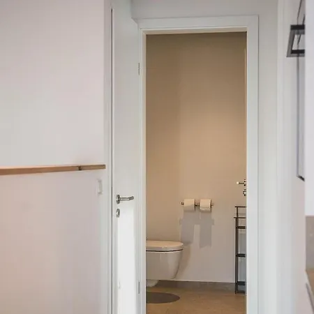 Brigg & Schoner Apartment *